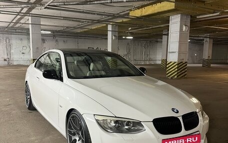 BMW 3 серия, 2010 год, 2 400 000 рублей, 3 фотография
