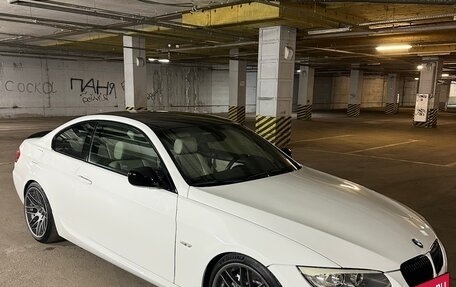 BMW 3 серия, 2010 год, 2 400 000 рублей, 2 фотография