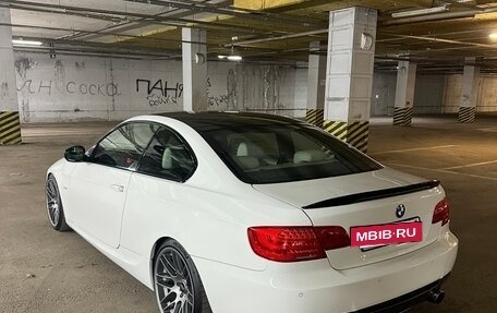 BMW 3 серия, 2010 год, 2 400 000 рублей, 9 фотография