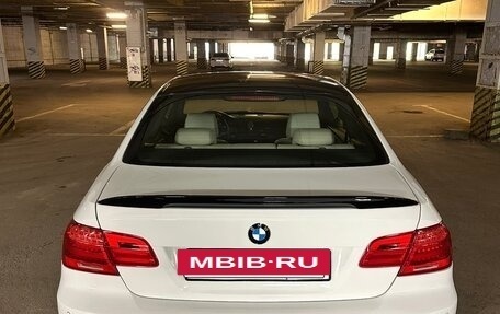BMW 3 серия, 2010 год, 2 400 000 рублей, 10 фотография
