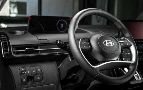 Hyundai Staria, 2024 год, 9 800 000 рублей, 8 фотография