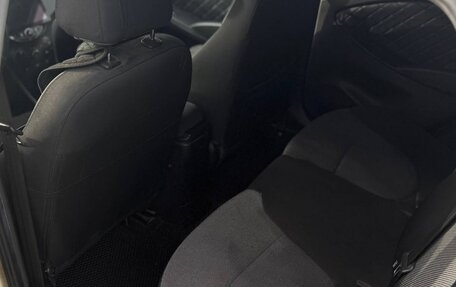 Hyundai Solaris II рестайлинг, 2012 год, 685 000 рублей, 8 фотография
