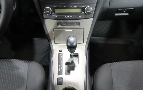 Toyota Avensis III рестайлинг, 2010 год, 1 349 000 рублей, 11 фотография