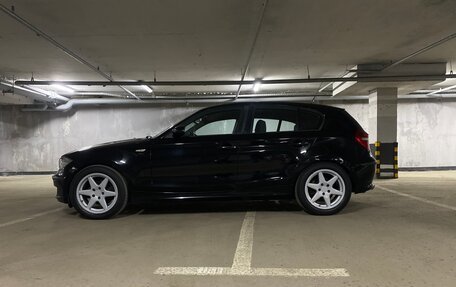 BMW 1 серия, 2009 год, 800 000 рублей, 5 фотография