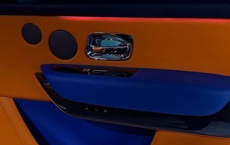 Rolls-Royce Cullinan, 2022 год, 31 000 000 рублей, 8 фотография