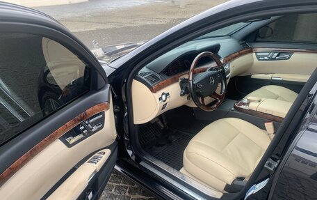 Mercedes-Benz S-Класс, 2006 год, 1 300 000 рублей, 10 фотография
