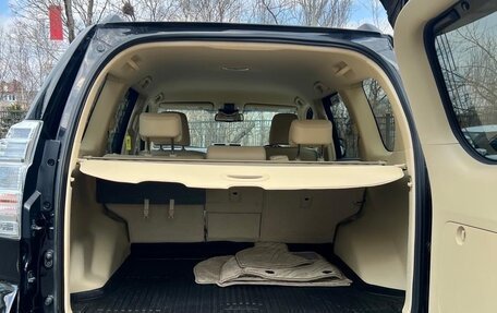 Toyota Land Cruiser Prado 150 рестайлинг 2, 2016 год, 4 100 000 рублей, 5 фотография