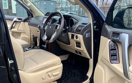 Toyota Land Cruiser Prado 150 рестайлинг 2, 2016 год, 4 100 000 рублей, 14 фотография