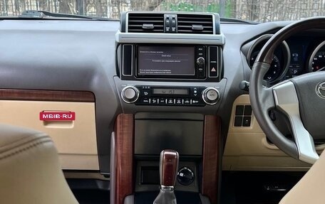 Toyota Land Cruiser Prado 150 рестайлинг 2, 2016 год, 4 100 000 рублей, 11 фотография