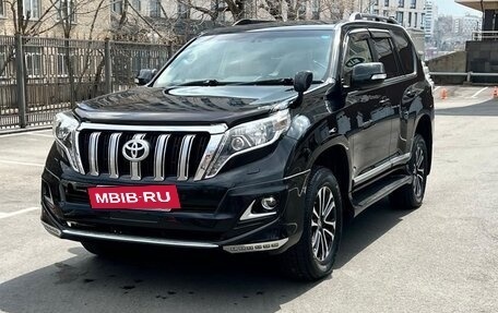 Toyota Land Cruiser Prado 150 рестайлинг 2, 2016 год, 4 100 000 рублей, 18 фотография