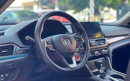 Honda Accord IX рестайлинг, 2020 год, 1 850 000 рублей, 10 фотография