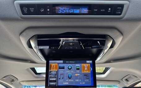 Toyota Vellfire II, 2018 год, 4 700 000 рублей, 13 фотография