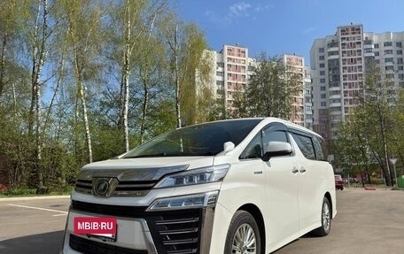 Toyota Vellfire II, 2018 год, 4 700 000 рублей, 3 фотография