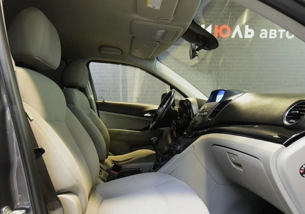 Chevrolet Orlando, 2013 год, 1 090 000 рублей, 10 фотография
