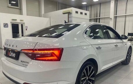 Skoda Superb III рестайлинг, 2024 год, 4 399 000 рублей, 4 фотография