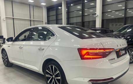 Skoda Superb III рестайлинг, 2024 год, 4 399 000 рублей, 6 фотография