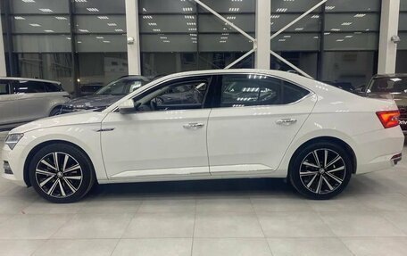Skoda Superb III рестайлинг, 2024 год, 4 399 000 рублей, 7 фотография