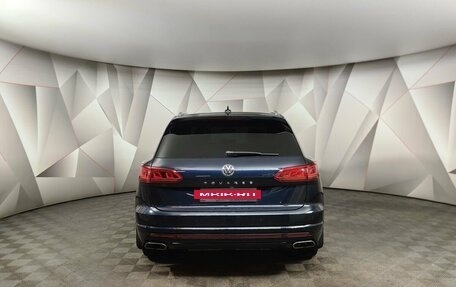 Volkswagen Touareg III, 2018 год, 3 699 000 рублей, 8 фотография