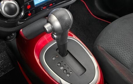 Nissan Juke II, 2012 год, 842 000 рублей, 19 фотография
