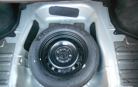 Mitsubishi Carisma I, 2003 год, 275 000 рублей, 16 фотография