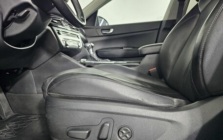 KIA Optima IV, 2019 год, 1 900 000 рублей, 10 фотография