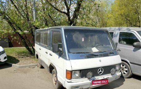 SsangYong Istana, 2000 год, 400 000 рублей, 5 фотография