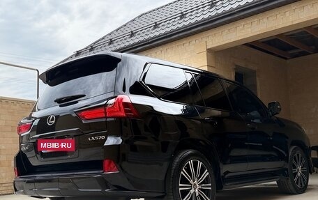 Lexus LX III, 2018 год, 8 300 000 рублей, 27 фотография