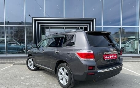 Toyota Highlander III, 2012 год, 2 190 000 рублей, 5 фотография