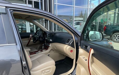 Toyota Highlander III, 2012 год, 2 190 000 рублей, 12 фотография
