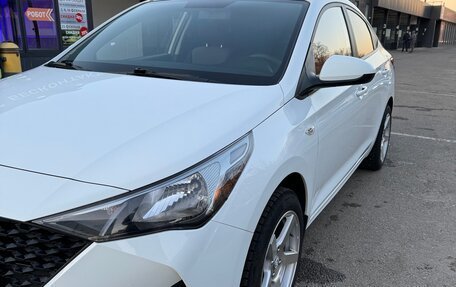 Hyundai Solaris II рестайлинг, 2020 год, 1 150 000 рублей, 2 фотография