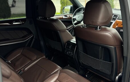 Mercedes-Benz GL-Класс, 2013 год, 3 000 000 рублей, 21 фотография