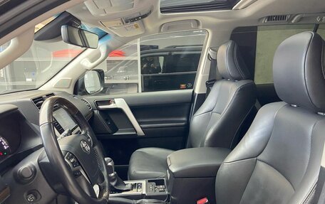 Toyota Land Cruiser Prado 150 рестайлинг 2, 2019 год, 7 040 000 рублей, 10 фотография