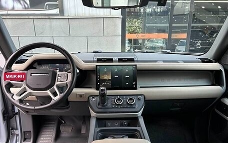 Land Rover Defender II, 2021 год, 6 680 123 рублей, 16 фотография
