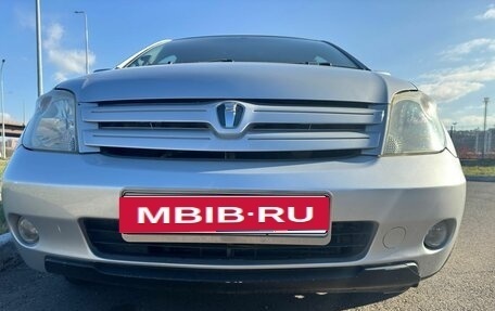 Toyota Ist II, 2003 год, 580 000 рублей, 2 фотография