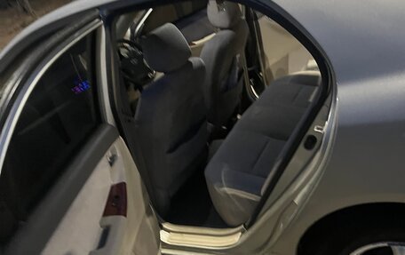 Toyota Corolla, 2001 год, 500 000 рублей, 8 фотография