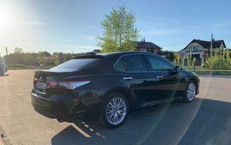 Toyota Camry, 2019 год, 2 700 000 рублей, 6 фотография