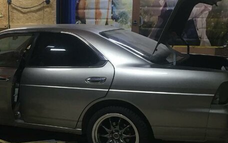 Nissan Laurel VIII, 2000 год, 590 000 рублей, 4 фотография