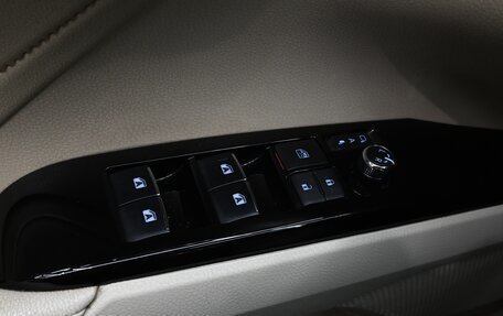 Toyota Camry, 2019 год, 3 100 000 рублей, 13 фотография