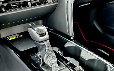 Toyota Camry, 2024 год, 4 699 000 рублей, 10 фотография