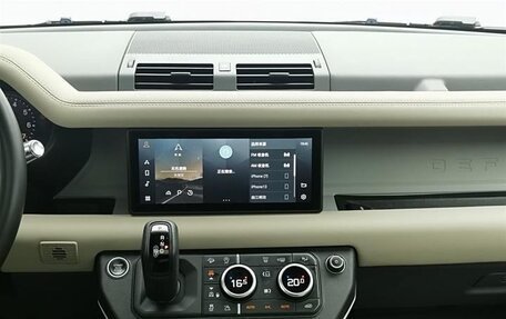 Land Rover Defender II, 2021 год, 6 542 123 рублей, 9 фотография