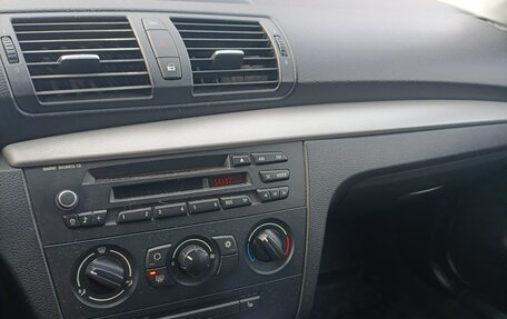 BMW 1 серия, 2010 год, 650 000 рублей, 11 фотография