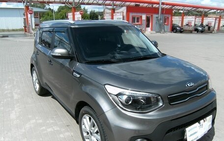 KIA Soul II рестайлинг, 2017 год, 2 800 000 рублей, 2 фотография