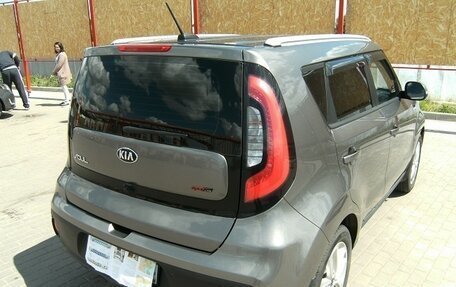 KIA Soul II рестайлинг, 2017 год, 2 800 000 рублей, 3 фотография