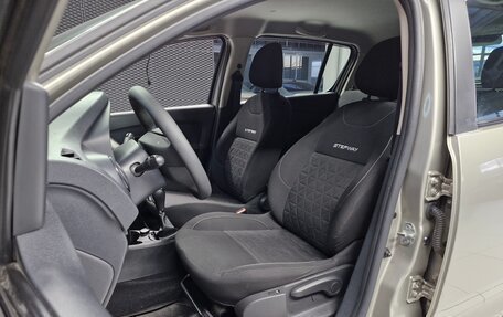Renault Sandero II рестайлинг, 2017 год, 1 225 000 рублей, 10 фотография