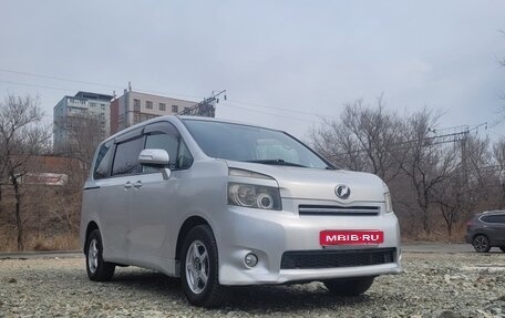 Toyota Voxy II, 2008 год, 1 200 000 рублей, 1 фотография