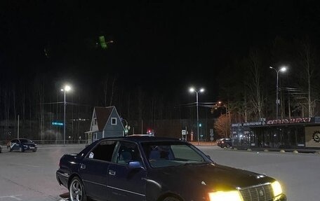 Toyota Crown, 1998 год, 650 000 рублей, 1 фотография