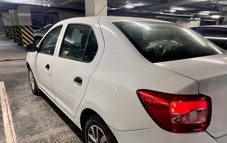 Renault Logan II, 2020 год, 650 000 рублей, 2 фотография
