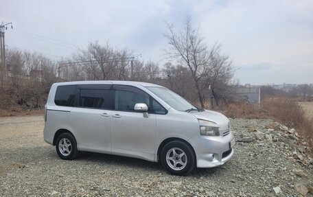 Toyota Voxy II, 2008 год, 1 200 000 рублей, 4 фотография