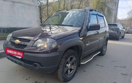 Chevrolet Niva I рестайлинг, 2018 год, 690 000 рублей, 12 фотография