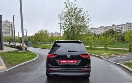 Volkswagen Tiguan II, 2020 год, 3 100 000 рублей, 2 фотография